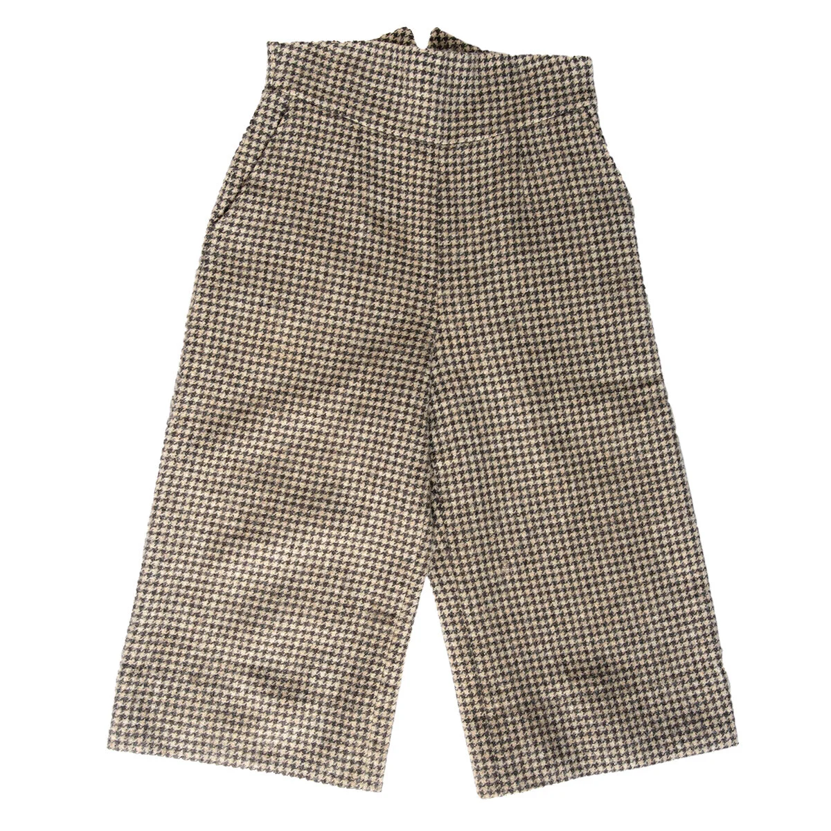 Culottes in houndstooth tweed with silky lining. Sizes 6-16 Culottes in houndstooth tweed with silky lining. Sizes 6-16